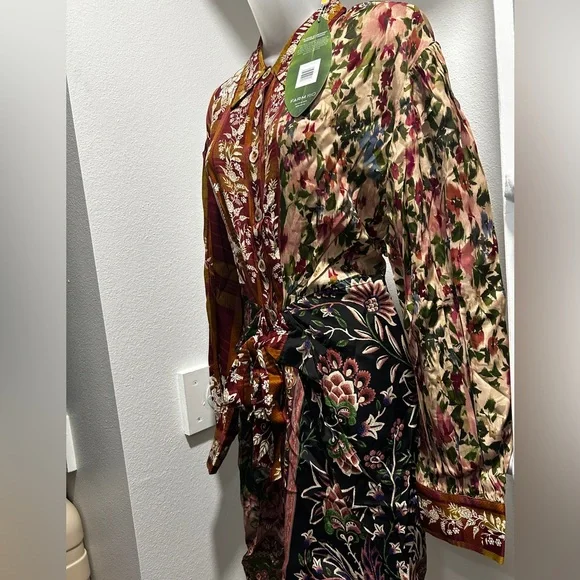 Farm Rio Mixed Winter Garden Lenzing™ Ecovero™ Viscose Mini Dress XL - Picture 8 of 12